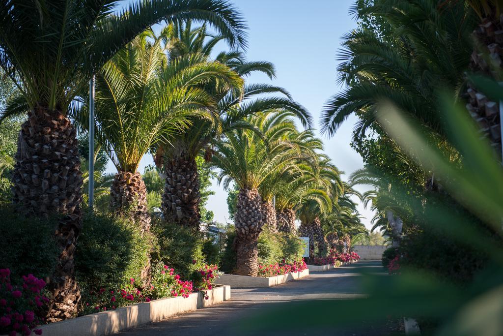 Camping Officiel Siblu La Carabasse Виас Экстерьер фото